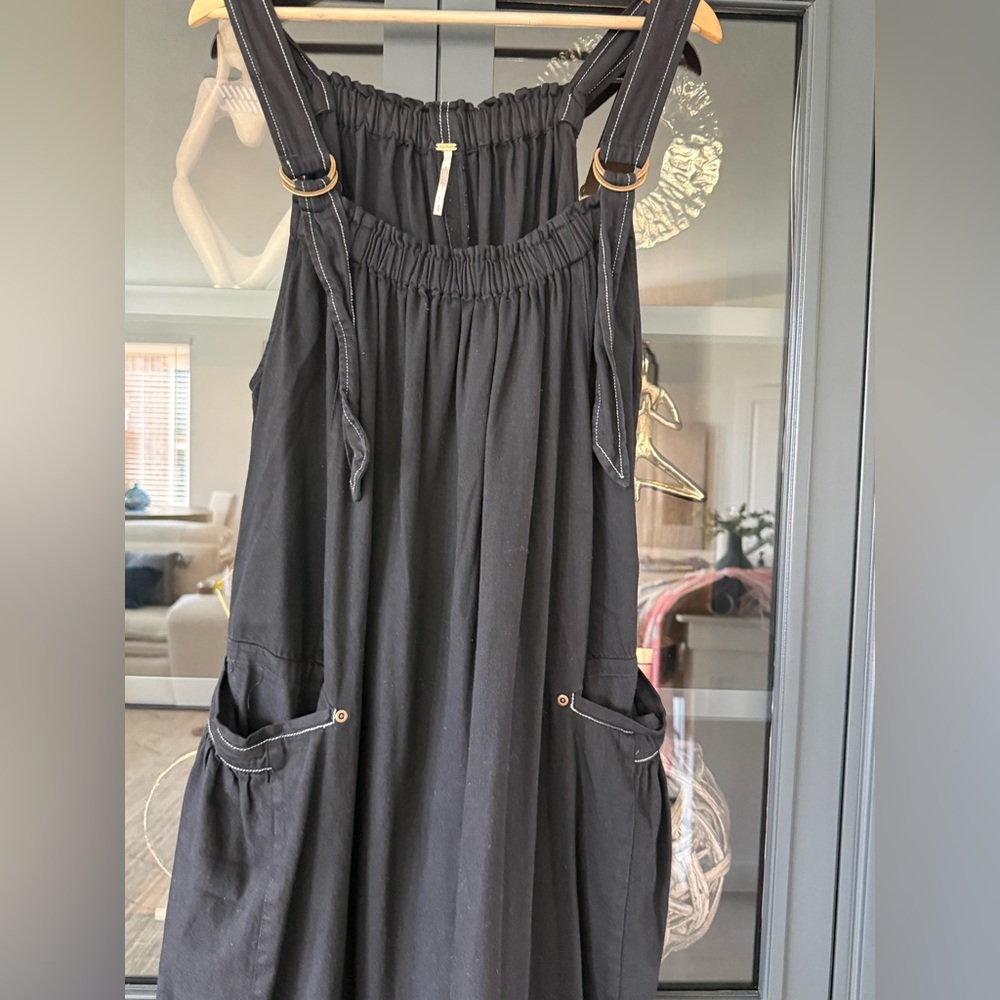 Free People Black Maxi Barrel Dress with Pockets and adjustable straps - Picture 3 of 6